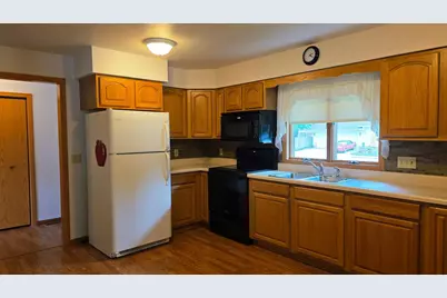 690 7th Avenue, Granite Falls, MN 56241 - Photo 8