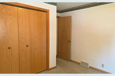 690 7th Avenue, Granite Falls, MN 56241 - Photo 16
