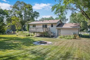 9109 Erickson Ct N, Brooklyn Park, MN 55428 - Photo 34