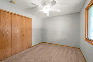 9109 Erickson Ct N, Brooklyn Park, MN 55428 - Photo 14