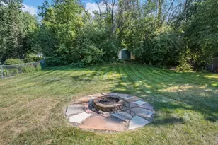 9109 Erickson Ct N, Brooklyn Park, MN 55428 - Photo 30