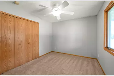 9109 Erickson Court N, Brooklyn Park, MN 55428 - Photo 12