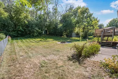 9109 Erickson Court N, Brooklyn Park, MN 55428 - Photo 22