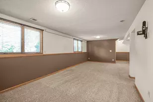 9109 Erickson Ct N, Brooklyn Park, MN 55428 - Photo 22