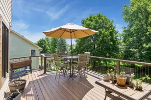 156 Red Oaks Dr, Vadnais Heights, MN 55127 - Photo 28