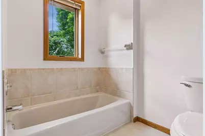 156 Red Oaks Drive, Vadnais Heights, MN 55127 - Photo 18