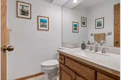 156 Red Oaks Drive, Vadnais Heights, MN 55127 - Photo 14