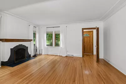 3350 Xerxes Avenue N, Minneapolis, MN 55412 - Photo 8