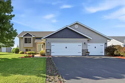 350 Horizon Drive, Le Center, MN 56057 - Photo 2
