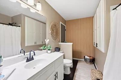 350 Horizon Drive, Le Center, MN 56057 - Photo 18