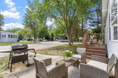 93 Riverside Terrace, Watertown, MN 55388 - Photo 8