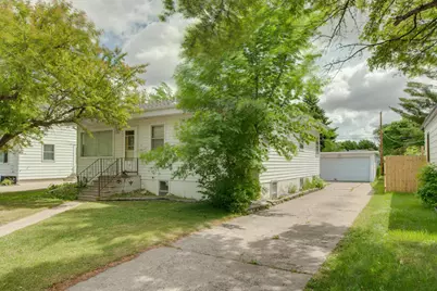 614 16th Street N, Moorhead, MN 56560 - Photo 4