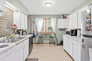 1708 Polk St NE, Minneapolis, MN 55413 - Photo 6
