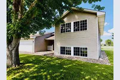 509 S Maple Street S, Belle Plaine, MN 56011 - Photo 2