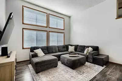 509 S Maple Street S, Belle Plaine, MN 56011 - Photo 8