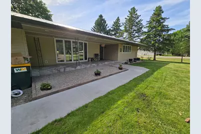 427 Lori Lane, Litchfield, MN 55355 - Photo 4