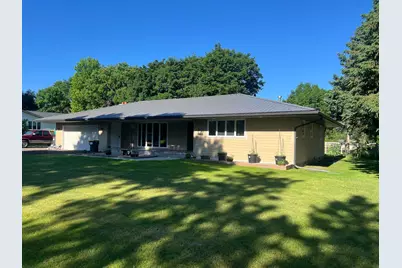 427 Lori Lane, Litchfield, MN 55355 - Photo 2