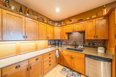 969 32nd Street S, Moorhead, MN 56560 - Photo 18
