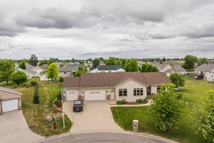 969 32nd St S, Moorhead, MN 56560 - Photo 1