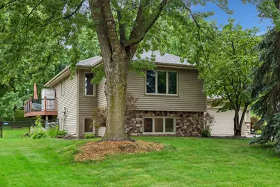 9704 172nd Street W, Lakeville, MN 55044 - Photo 2