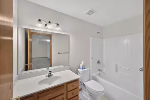 4514 Meadow Lakes Dr NW, Rochester, MN 55901 - Photo 26