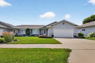 4514 Meadow Lakes Drive NW, Rochester, MN 55901 - Photo 2