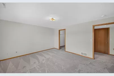 4514 Meadow Lakes Drive NW, Rochester, MN 55901 - Photo 24