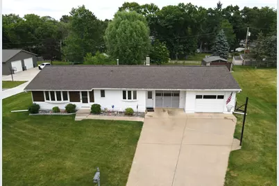 922 Auth Street, Durand, WI 54736 - Photo 6