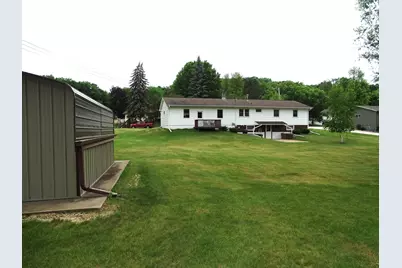 922 Auth Street, Durand, WI 54736 - Photo 4