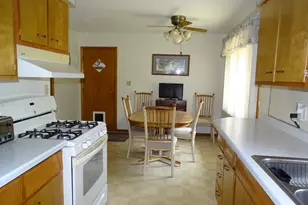 922 Auth St, Durand, WI 54736 - Photo 16