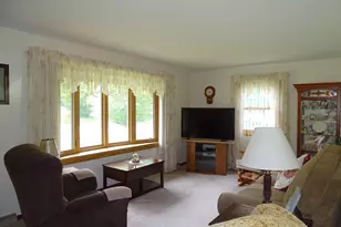 922 Auth St, Durand, WI 54736 - Photo 18