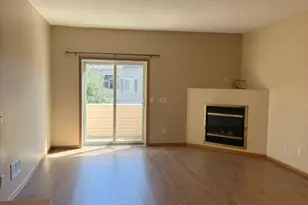 6886 Meadow Grass Ln S, Cottage Grove, MN 55016 - Photo 8