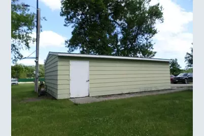 201 Greenwood Street E, Thief River Falls, MN 56701 - Photo 24