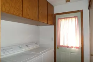201 Greenwood St E, Thief River Falls, MN 56701 - Photo 10