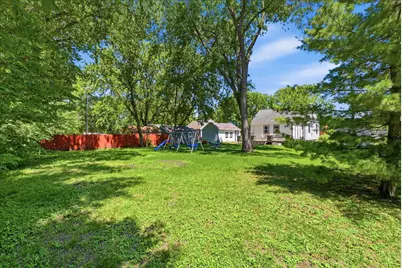 719 N Ramsey Avenue, Litchfield, MN 55355 - Photo 6