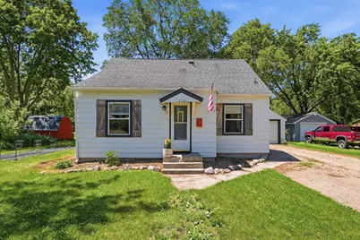 719 N Ramsey Avenue, Litchfield, MN 55355 - Photo 1