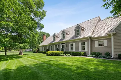 235 Hollander Road, Wayzata, MN 55391 - Photo 2