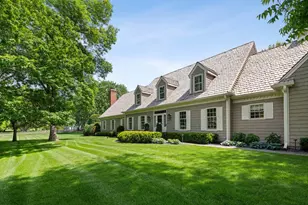 235 Hollander Rd, Wayzata, MN 55391 - Photo 2