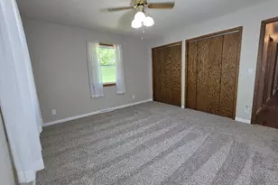 302 Sunrise Ln, Marshall, MN 56258 - Photo 12