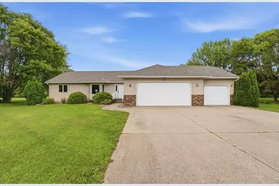 1850 E 49th Street SE, Saint Cloud, MN 56304 - Photo 4