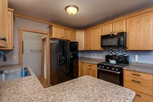 705 Wall St, North Mankato, MN 56003 - Photo 10