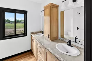 12085 Sunrise Rd, Sunrise Township, MN 55032 - Photo 28