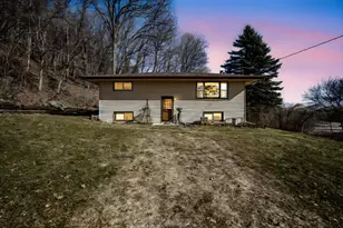 48050 Old River Bluff Rd, Saint Peter, MN 56082 - Photo 52