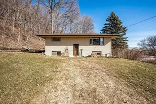 48050 Old River Bluff Rd, Saint Peter, MN 56082 - Photo 54