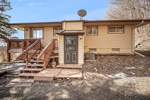 48050 Old River Bluff Rd, Saint Peter, MN 56082 - Photo 38