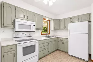 1218 Kent St N, Saint Paul, MN 55117 - Photo 24