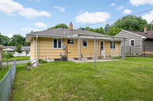 1218 Kent St N, Saint Paul, MN 55117 - Photo 34