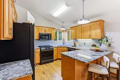 544 Maple Knoll Way NW, Saint Michael, MN 55376 - Photo 10