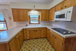 2202 Windsor Rd, Albert Lea, MN 56007 - Photo 8