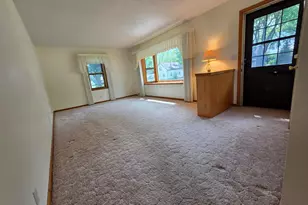 2202 Windsor Rd, Albert Lea, MN 56007 - Photo 12